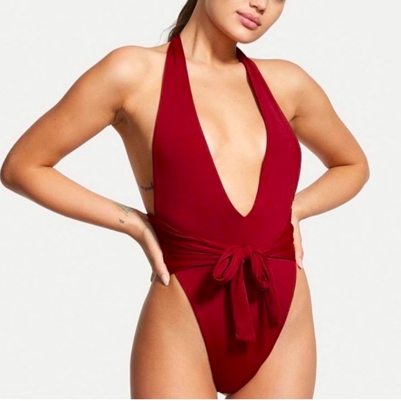 Set: Riot Swim Milli + Ivy Mini Skirt Cover Up Set in Merlot Burgundy Size Small - Picture 1 of 13